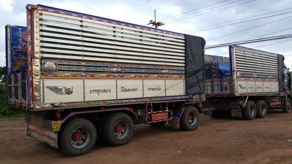 ขายดาวน์หรือตัดสดรถพ่วง 22 ล้อ แม่-ลูก กระบะเนียมคอกเกษตรดั้ม ISUZU 360 ปี.25.ก.ค.57 วิ้ง.130000 กว่ากิโล  สนใจรีบจองด่วน