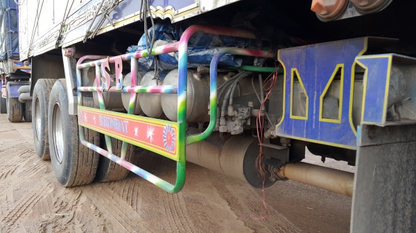 ขายดาวน์หรือตัดสดรถพ่วง 22 ล้อ แม่-ลูก กระบะเนียมคอกเกษตรดั้ม ISUZU 360 ปี.25.ก.ค.57 วิ้ง.130000 กว่ากิโล  สนใจรีบจองด่วน