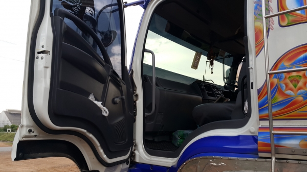 ขายดาวน์หรือตัดสดรถพ่วง 22 ล้อ แม่-ลูก กระบะเนียมคอกเกษตรดั้ม ISUZU 360 ปี.25.ก.ค.57 วิ้ง.130000 กว่ากิโล  สนใจรีบจองด่วน