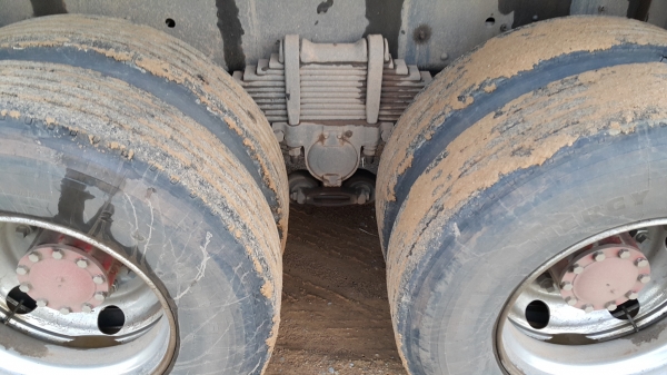 ขายดาวน์หรือตัดสดรถพ่วง 22 ล้อ แม่-ลูก กระบะเนียมคอกเกษตรดั้ม ISUZU 360 ปี.25.ก.ค.57 วิ้ง.130000 กว่ากิโล  สนใจรีบจองด่วน