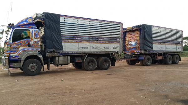 ขายดาวน์หรือตัดสดรถพ่วง 22 ล้อ แม่-ลูก กระบะเนียมคอกเกษตรดั้ม ISUZU 360 ปี.25.ก.ค.57 วิ้ง.130000 กว่ากิโล  สนใจรีบจองด่วน