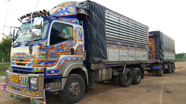 ขายดาวน์หรือตัดสดรถพ่วง 22 ล้อ แม่-ลูก กระบะเนียมคอกเกษตรดั้ม ISUZU 360 ปี.25.ก.ค.57 วิ้ง.130000 กว่ากิโล  สนใจรีบจองด่วน