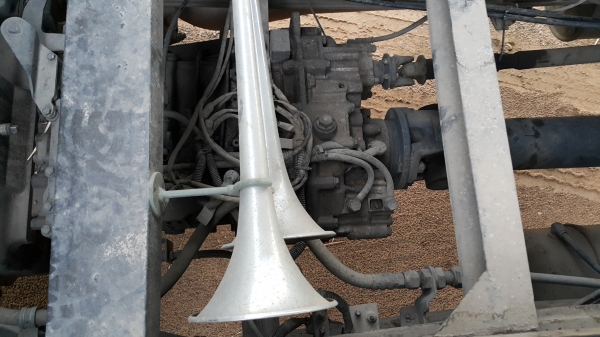 ขายดาวน์หรือตัดสดรถพ่วง 22 ล้อ แม่-ลูก กระบะเนียมคอกเกษตรดั้ม ISUZU 360 ปี.25.ก.ค.57 วิ้ง.130000 กว่ากิโล  สนใจรีบจองด่วน