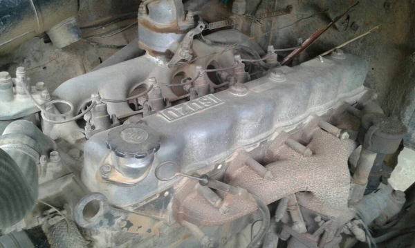 ขาย 6 ล้อหัวยาว ไม่มีเล่มทะเบียน สภาพสวยคอกสวยพร้อมบรรทุก เครื่อง 6BB1 145 แรงม้า คัสซีสวยตลอดเส้น ราคาต่อรองได้