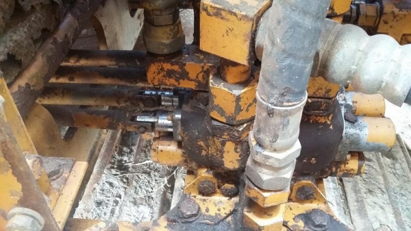 ขายรถแมคโครkomatsu pc120-1 รถสวยสภาพดี พร้อมใช้งาน