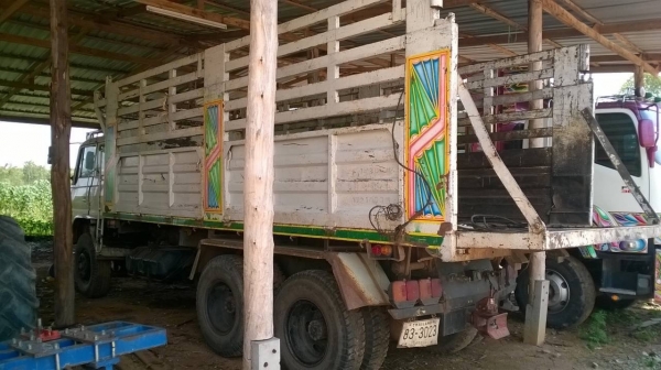 ขาย 10 ล้อดั้ม HINO FM227 คัสซีสวยตลอดเส้น เครื่องเดิม EM100 220 แรงม้า เกียร์เดิม สโลว์เดิม มีระบบลำโพงลากพ่วง ทะเบียนพร้อมโอน ขาย 10 ล้อดั้ม HINO FM227 คัสซีสวยตลอดเส้น เครื่องเดิม EM100 220 แรงม้า เกียร์เดิม สโลว์เดิม มีระบบลำโพงลากพ่วง ทะเบียนพร้อมโอน