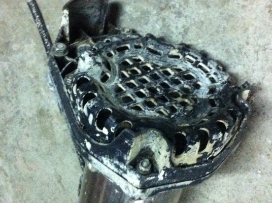 ปั๊มน้ำมิตซูบิชิแบบจุ่มแช่ในน้ำ ตัวโครงสร้างสแตนเลสและพลาสติก