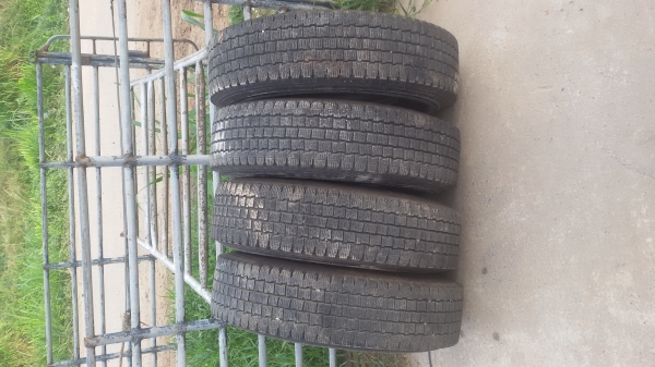 ยางรถบรรทุก-ขอบ16-5รู ยางบิสสโตนดี