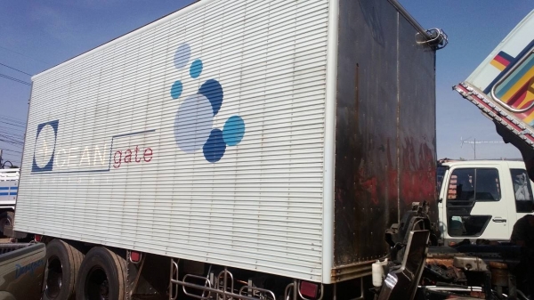 ขายตู้ สแตนเลดครับ ยาว 6 เมตร กว้าง 250 เมตร สูง 260 เมตร