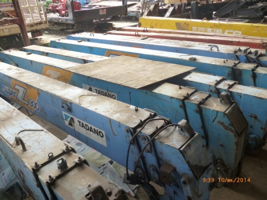 ขายเครนติดหลังรถบรรทุก6ล้อและ10ล้อ  ขนาด  2.5-3และ5ตัน