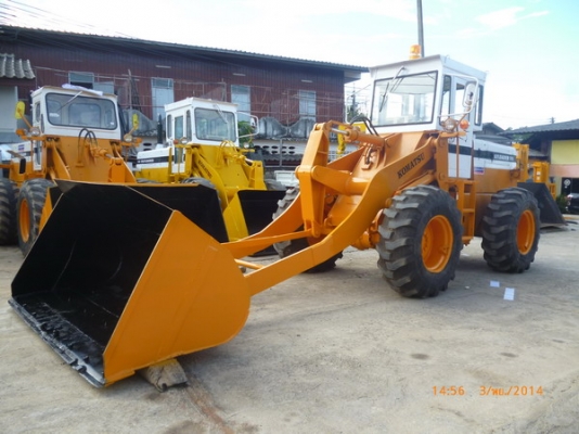 ขายรถตัก KOMATSU  510 มีหลายคัน