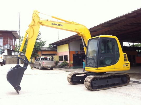 ขายรถขุด KOMATSU PC60-7 มีหลายคัน ขายรถขุด KOMATSU PC60-7 มีหลายคัน