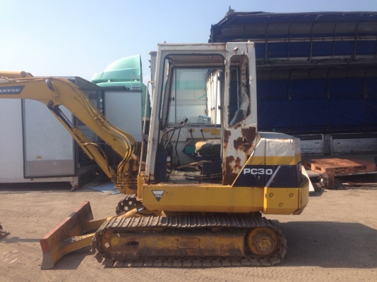 ขาย KOMATSU PC30