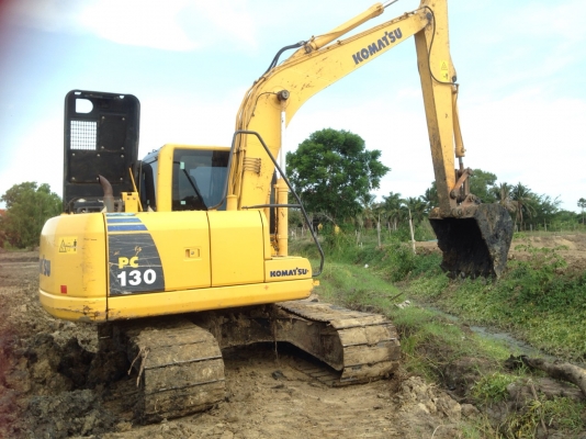 ขายด่วน รถขุด KOMATSU PC130-8 รถใหม่ออกห้าง   สภาพสวย   ใช้งานอยู่   สนใจโทร  089-7462641  สุวรรณี  เผ่าพงศ์ษา