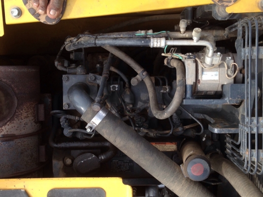 ขายด่วน รถขุด KOMATSU PC130-8 รถใหม่ออกห้าง   สภาพสวย   ใช้งานอยู่   สนใจโทร  089-7462641  สุวรรณี  เผ่าพงศ์ษา