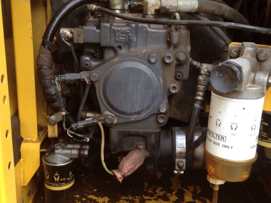 ขายด่วน รถขุด KOMATSU PC130-8 รถใหม่ออกห้าง   สภาพสวย   ใช้งานอยู่   สนใจโทร  089-7462641  สุวรรณี  เผ่าพงศ์ษา