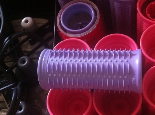 ชุดโรลม้วนผมไฟฟ้า National  รุ่น CURLN แบบเอาที่เป็นลูกๆมาเสียบตรงแกนเพื่อให้ร้อน