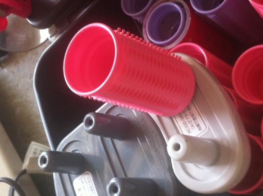 ชุดโรลม้วนผมไฟฟ้า National  รุ่น CURLN แบบเอาที่เป็นลูกๆมาเสียบตรงแกนเพื่อให้ร้อน