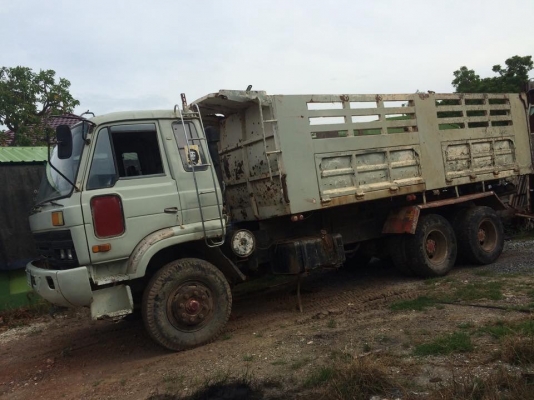 ขายนิสสัน290แรงสองเพลาด้ัมมีระบบลากพ่วง สด ผ่อน