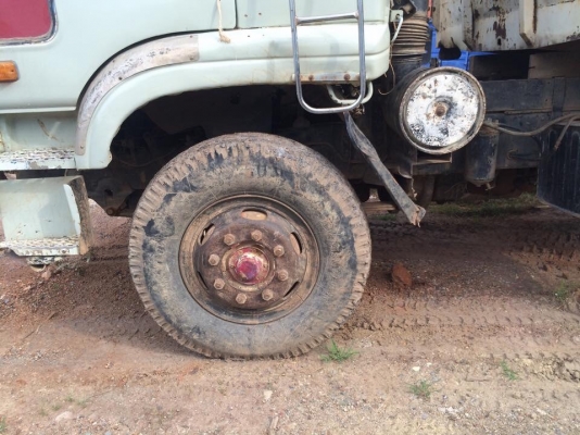 ขายนิสสัน290แรงสองเพลาด้ัมมีระบบลากพ่วง สด ผ่อน