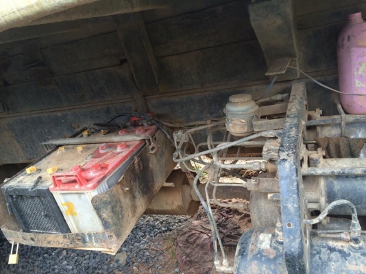 ขายนิสสัน290แรงสองเพลาด้ัมมีระบบลากพ่วง สด ผ่อน