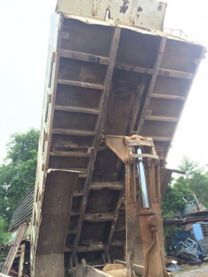 ขายนิสสัน290แรงสองเพลาด้ัมมีระบบลากพ่วง สด ผ่อน