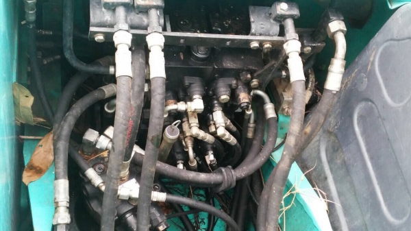 ขายแบคโฮKOBELCO SK140LC 11898 ชั่วโมง เล่มทะเบียน สนใจโทร 081-970-1072