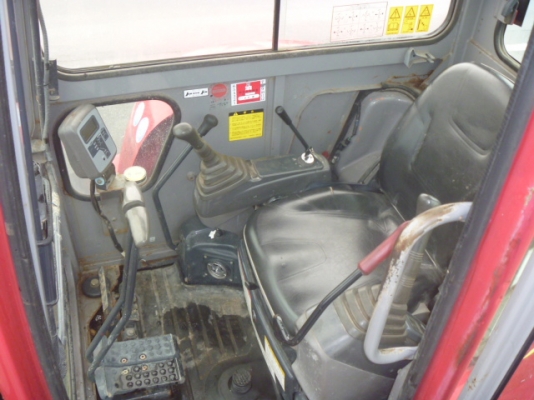 ZX 40 รถเก่าญี่ปุ่นสภาพสวยจริงๆเครื่องอีซูซุ4สูบให้กำลังสูงทำงานไว ชั่วโมงทำงานน้อย มีสองคันครับ สภาพเดียวกัน