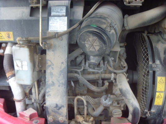 ZX 40 รถเก่าญี่ปุ่นสภาพสวยมากทำงานไว เครื่องอีซูซุ4สูบให้กำลังสูง ชั่วโมงทำงานน้อย มีสองคันนะ