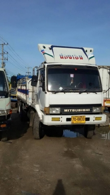 10ล้อหลง 518 เครื่อง 200 แรง 6 เกียร เพลาเดียว ไม่ดัมพ์ สวยๆเดิมๆเลยครับ 10ล้อหลง 518 เครื่อง 200 แรง 6 เกียร เพลาเดียว ไม่ดัมพ์ สวยๆเดิมๆเลยครับ