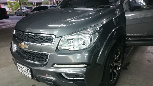 Chevrolet Trailblazer LTZ 2.8 ดีเซล สีเทา TOP