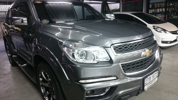 Chevrolet Trailblazer LTZ 2.8 ดีเซล สีเทา TOP