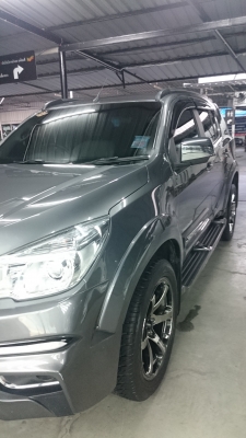 Chevrolet Trailblazer LTZ 2.8 ดีเซล สีเทา TOP