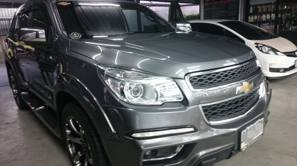 Chevrolet Trailblazer LTZ 2.8 ดีเซล สีเทา TOP