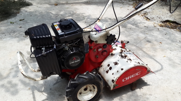 รถพรวนดิน ปรับสภาพแล้ว เปลี่ยนถ่ายของเหลวให้หมด พ่นตัวหยุดสนิมเหล็กพร้อมใช้งาน รถพรวนดิน ปรับสภาพแล้ว เปลี่ยนถ่ายของเหลวให้หมด พ่นตัวหยุดสนิมเหล็กพร้อมใช้งาน