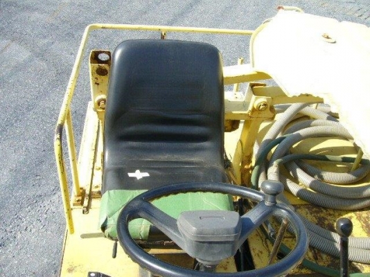 ขายรถบดล้อยาง KAWAZAKI 9ล้อ สภาพสวยพร้อมใช้ ติดต่อ อำพล 090-9694506, 080-3031241 ขายรถบดล้อยาง KAWAZAKI 9ล้อ สภาพสวยพร้อมใช้ ติดต่อ อำพล 090-9694506, 080-3031241