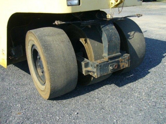 ขายรถบดล้อยาง KAWAZAKI 9ล้อ สภาพสวยพร้อมใช้ ติดต่อ อำพล 090-9694506, 080-3031241 ขายรถบดล้อยาง KAWAZAKI 9ล้อ สภาพสวยพร้อมใช้ ติดต่อ อำพล 090-9694506, 080-3031241