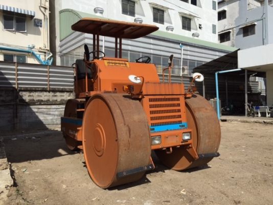 รถบด 3 ล้อเหล้ก Sakai R2S รถนอกนำเข้าจากญี่ปุ่น เพิ่งเหยียบถึงไทย สภาพเดิมๆ