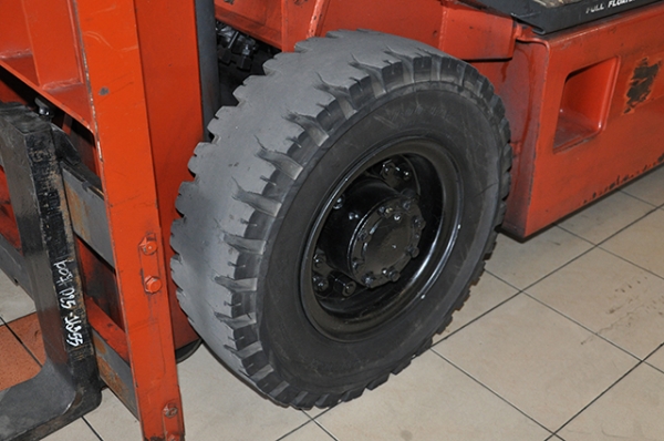 ขายรถโฟล์คลิฟท์มือสอง NISSAN รุ่น EH02 ราคา 285,000 บาทนำเข้าจากประเทศญี่ปุ่น 100\% ไม่เคยใช้งานในประเทศไทย