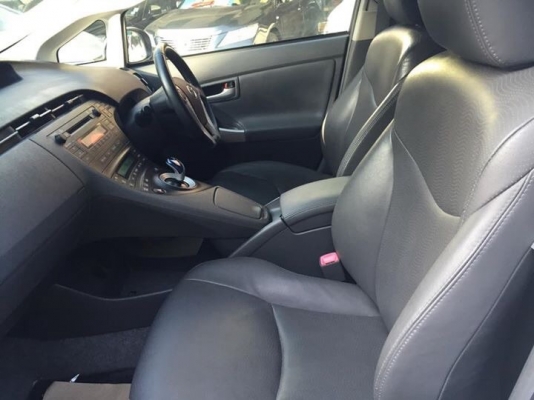 TOYOTA  PRIUS 1.8 HYBRIDปี2011AT