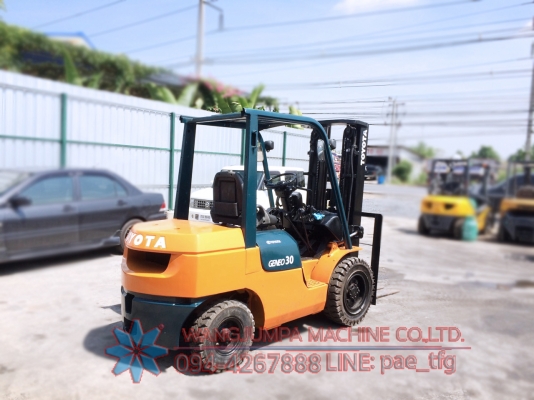 ขายรถโฟล์คลิฟ TOYOTAรุ่น7ยกได้ 3 ตันสูง 4.5 เมตร เสาเข้าตู้3ท่อน ดีเซล ขาย 380,000 บาท 094-4267888 จะเด็ด