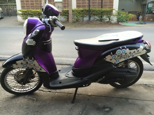 ตัดใจขายฟีโน่11800 พร้อมขับกลับบ้าน มารับเอหรือใ้ส่งก็ยินดี