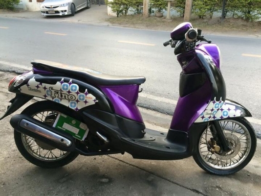 ตัดใจขายฟีโน่11800 พร้อมขับกลับบ้าน มารับเอหรือใ้ส่งก็ยินดี