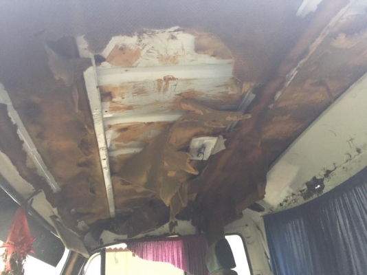 รถโม่ปูน 10 ล้อ 2 เพลา CW51H. เครื่อง8สูบเล่มพร้อม สภาพต้องไปเอาเก็บงาน รถใช้งานได้