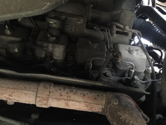 รถโม่ปูน 10 ล้อ 2 เพลา CW51H. เครื่อง8สูบเล่มพร้อม สภาพต้องไปเอาเก็บงาน รถใช้งานได้