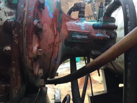 รถโม่ปูน 10 ล้อ 2 เพลา CW51H. เครื่อง8สูบเล่มพร้อม สภาพต้องไปเอาเก็บงาน รถใช้งานได้