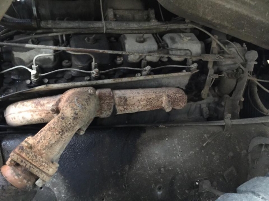 รถโม่ปูน 10 ล้อ 2 เพลา CW51H. เครื่อง8สูบเล่มพร้อม สภาพต้องไปเอาเก็บงาน รถใช้งานได้