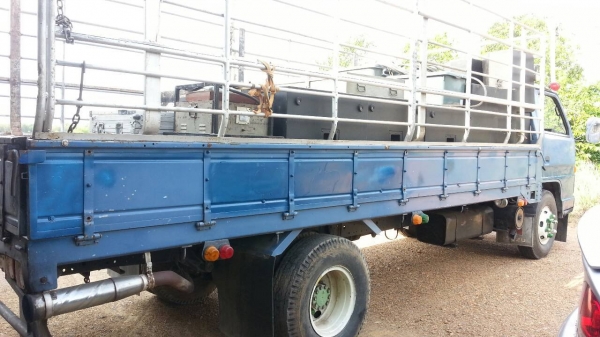 ISUZU NPR59P เครื่อง 115 แรง 4BD1 Fหลัง หน้า6น้อต กะบะยาว 5 เมตร 318,000 พิเศษครับ