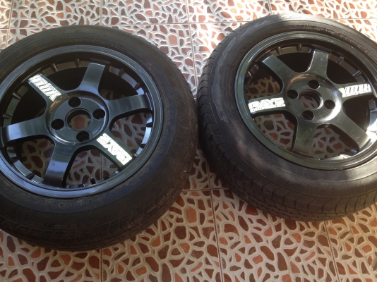 ขายล้อแม็ก 15 พร้อมยาง 185 60 15 สภาพใหม่ๆครับ ยางใช้น้อย