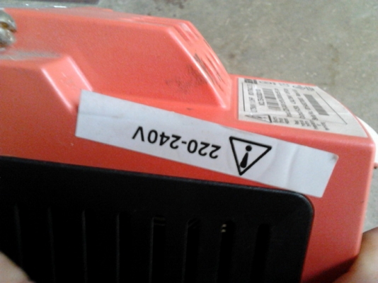 ขาย  INVERTER ยี่ห้อ SEW  0.75 KW, 1 HP